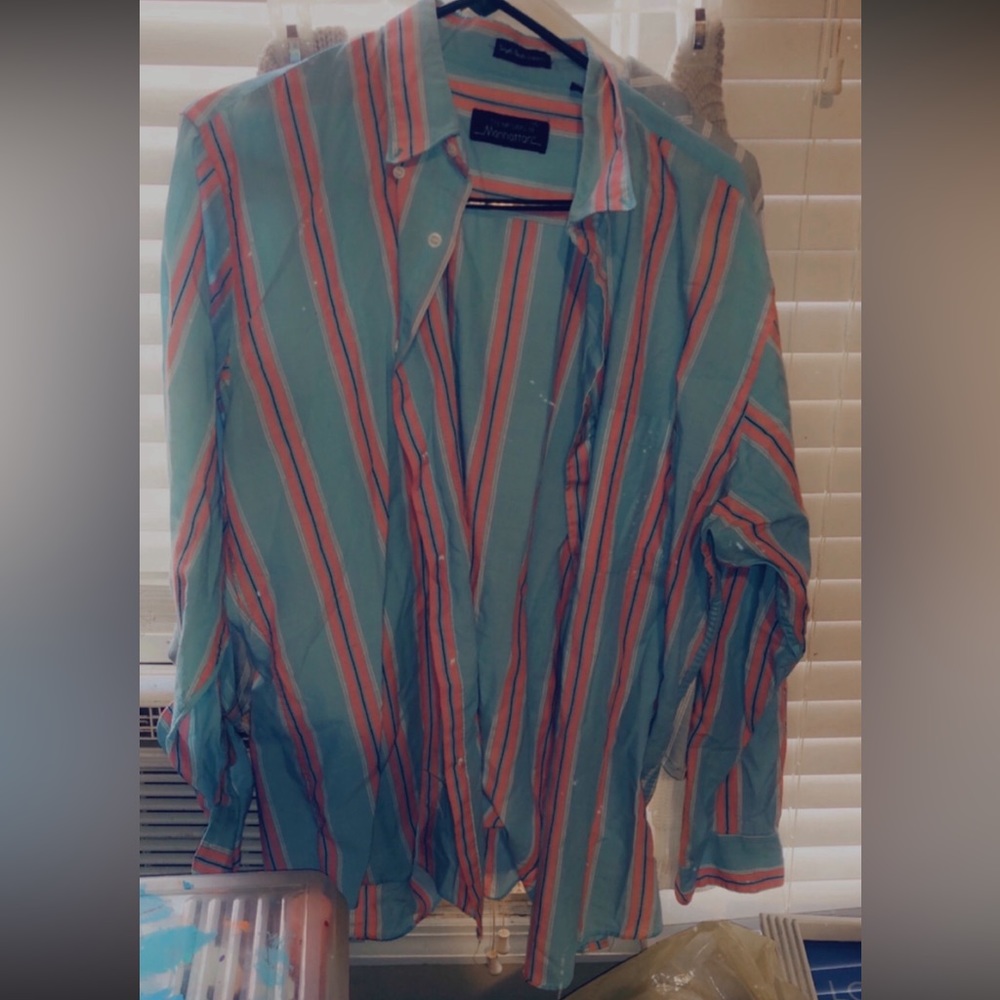 Button Down top Manhattan brand size xl super cute for spring